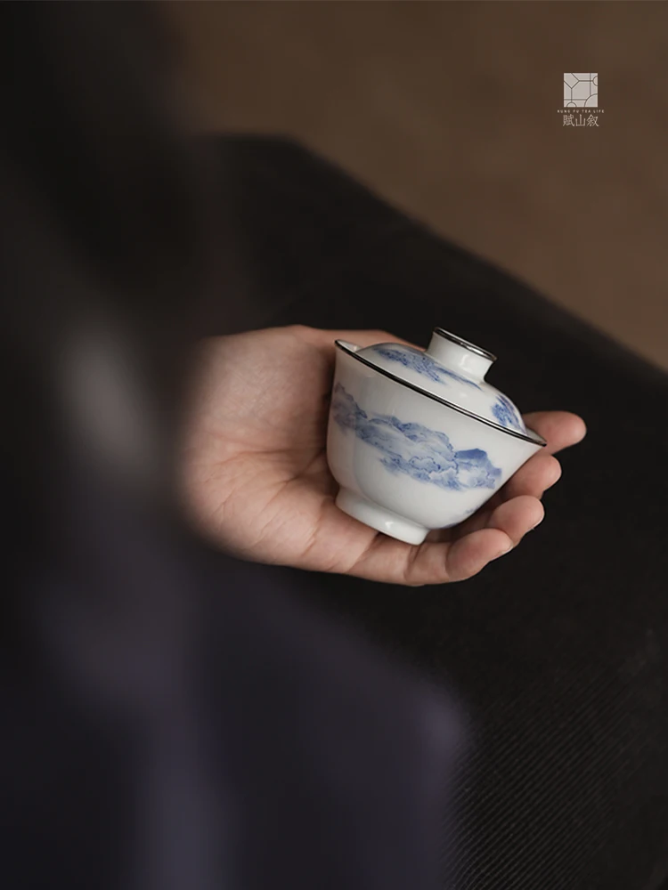 

Jingdezhen Cerc Blue And White Porcelain Tea Bowl with Lid Silver Rimmed Gongfu Tea Brewing Set Handmade Hand-Painted
