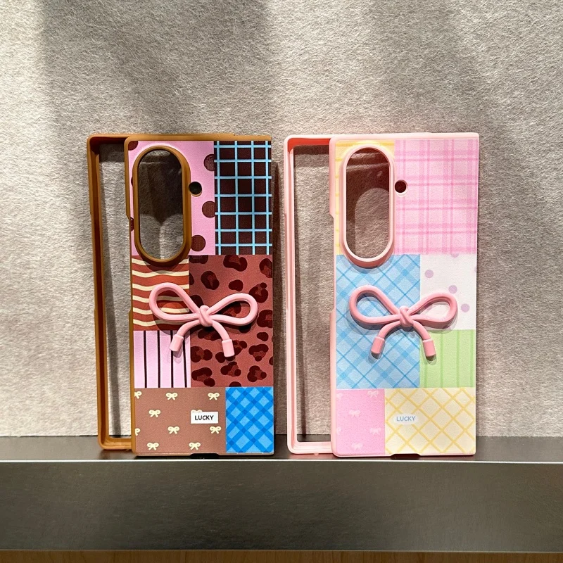 Korean Plaid Patter Flower Cute Bow Phone Case For Samsung Galaxy Z Fold 8 Ultra Z Fold8 ZFold8 Cover with Chain Hard Cases Capa