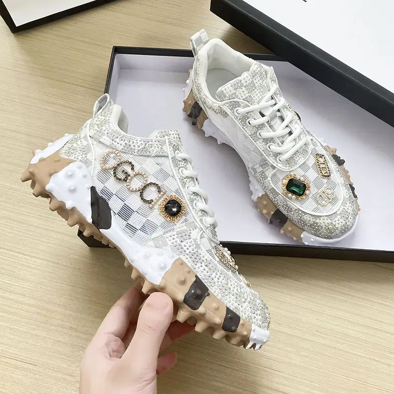 Sneakers Women 2023 Luxury Designers Rhinestone Ladies Sport Shoes Diamond Breathable Casual Platform Dad Shoes Zapatos Mujer