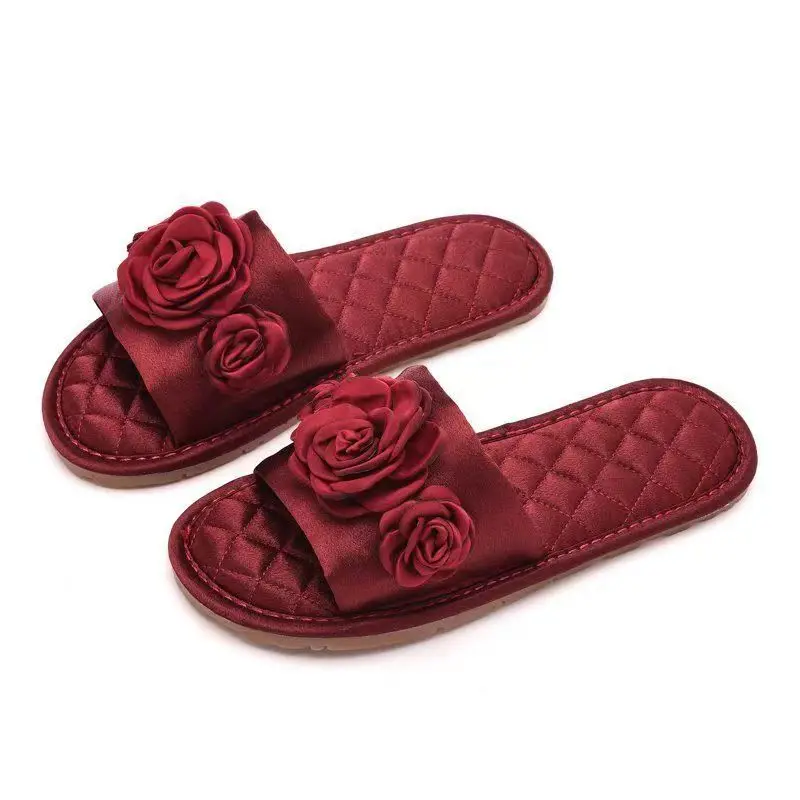 

Women's Flat sole Silk One Word Flower Home Slippers High Quality Soft sole Non Slip Ethnic Style Floor Slippers Wedding Slipper