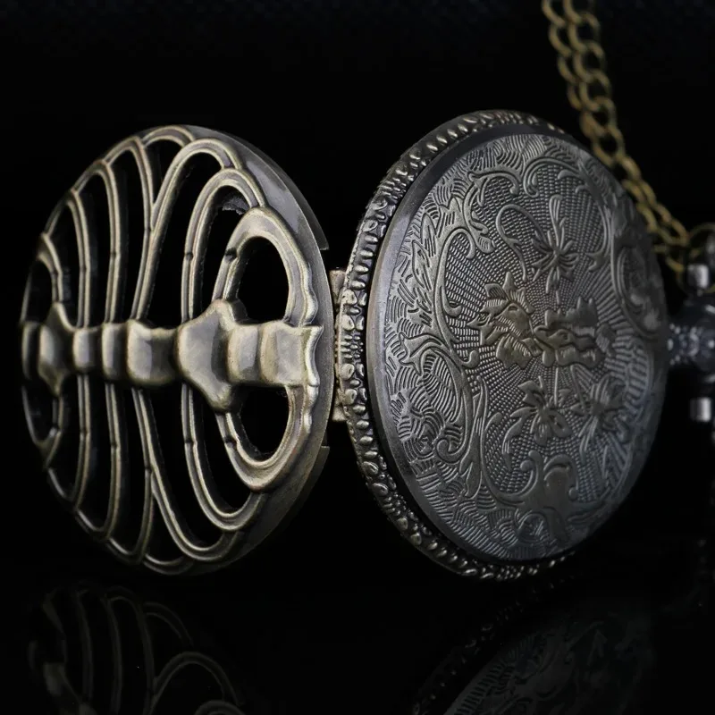 Creative Design Hollow Bone Quartz Pocket Watch Men's Women's Pendant Necklace Accessories Clock Anniversary Unique Gift