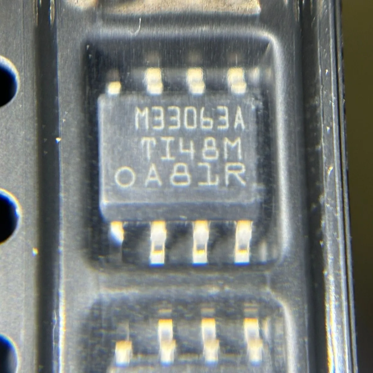 

The DC-DC power chip MC33063ADR is an original genuine product with SOIC-8 silk-screened M33063A IC chip integrated circuit