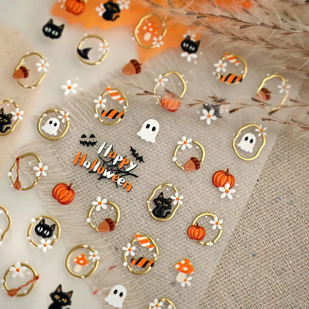 5D Geprägte Halloween-Nagelaufkleber Selbstklebende Nagelsticker mit Geister-, Kürbis-, Katzen- und Pilzmotiven Goldrand Maniküre-Slider – Detail 1