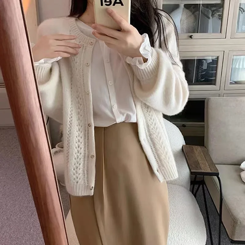

Pop Elegant Temperament Round Collar Hollow Out Short Cashmere Cardigan Women Spring And Autumn New Loose Thin Wool Coat