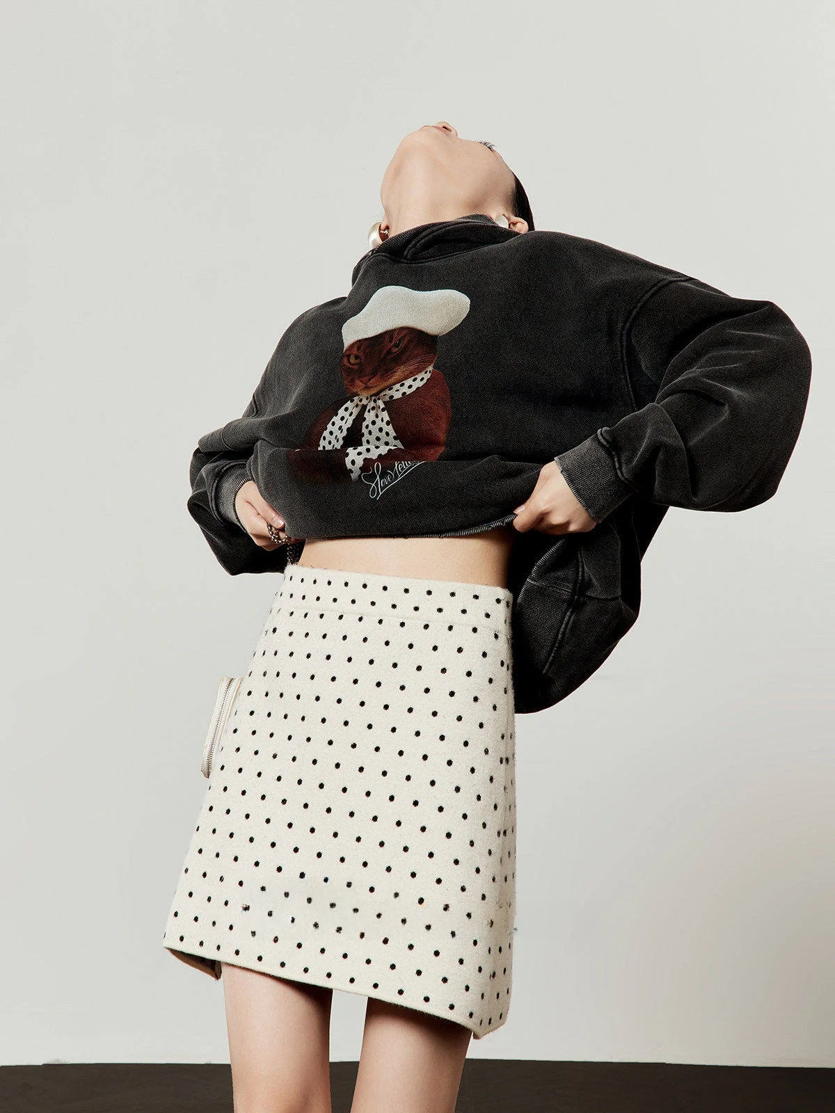 

Черный свитшот в горошек с флисовой подкладкой, женский, весенний, новый, винтажный, свободного кроя, с длинными рукавами, на молнии, Commu...