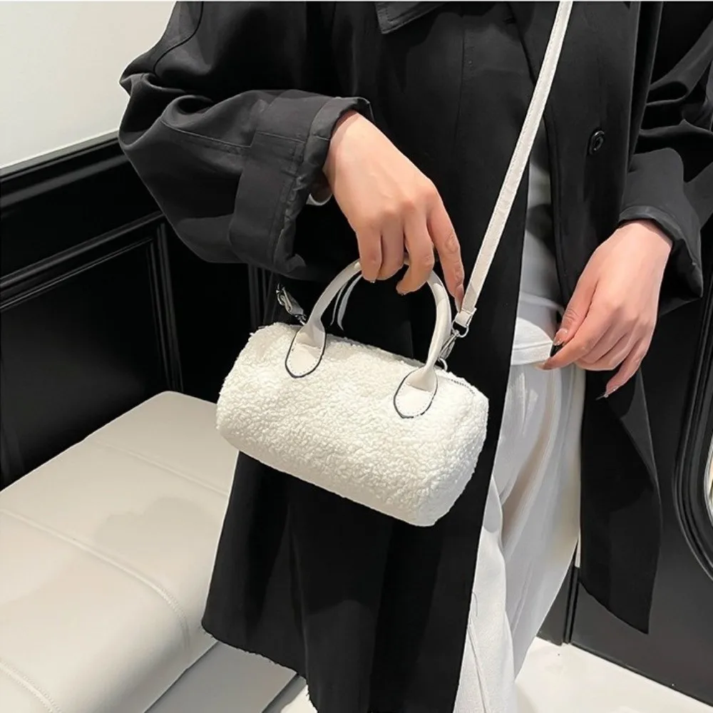 Durable Fluffy Crossbody Bag Teddy Fabric Shoulder Bag Korean Style Zipper Closure Crossbody Pouch for Women Girls