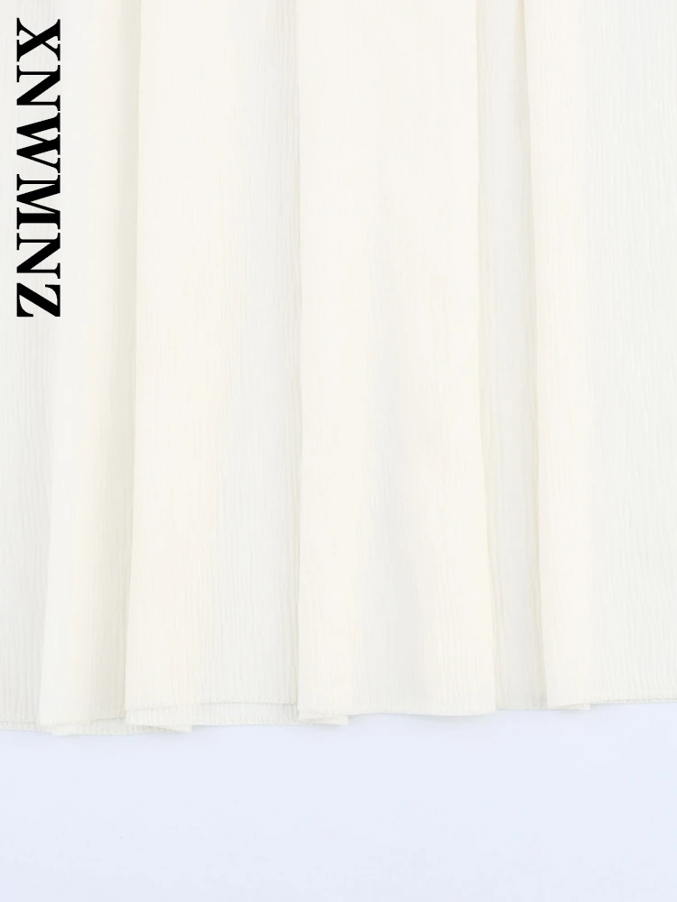 XNWMNZ 2025 ملابس النساء الصيفية موضة بوهو بلا أكمام ياقة ميدي مطوي فستان أنيق عطلة امرأة بيج فساتين بسيطة