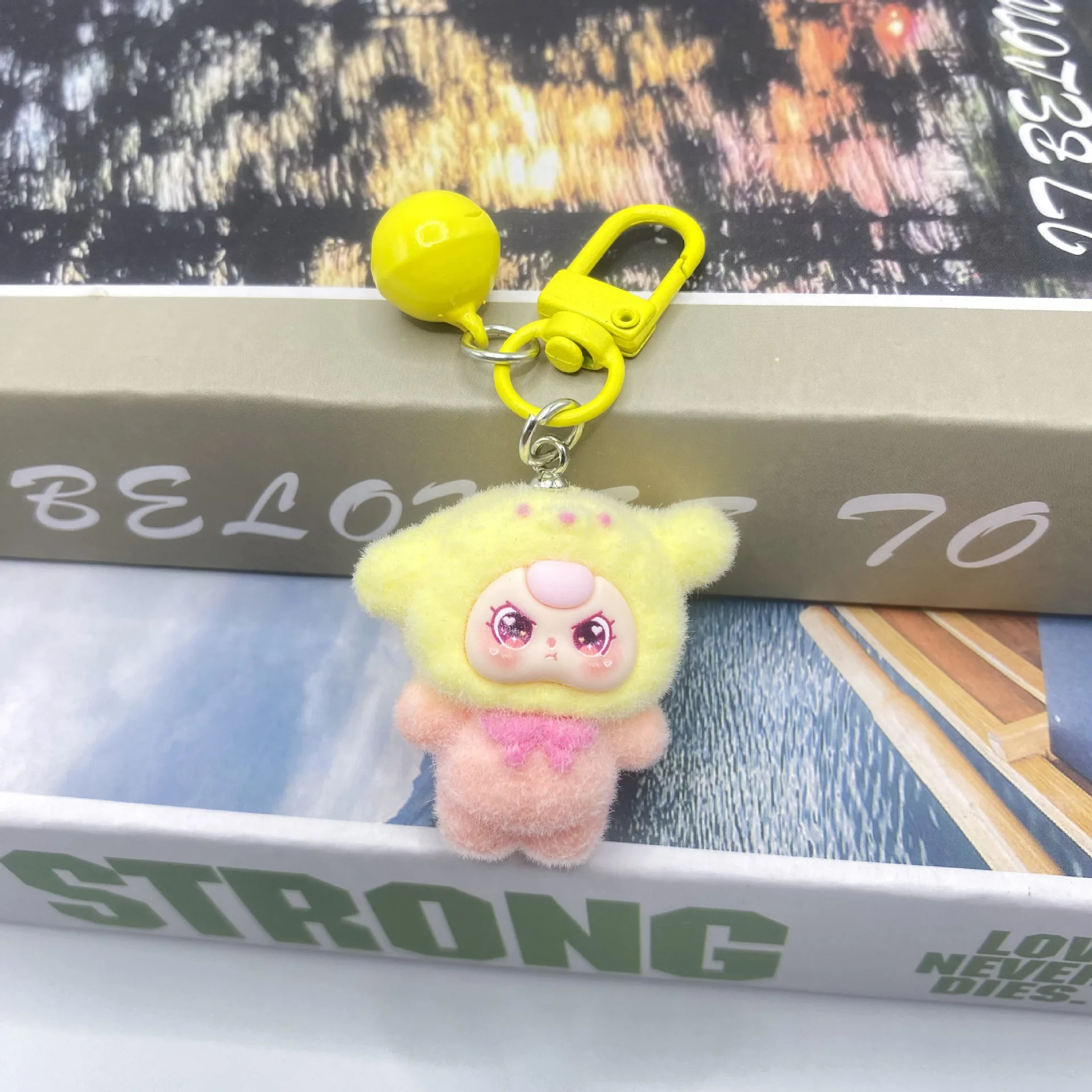 

1PCSDoorbell K40 bell-shaped cartoon keychain three-dimensional figurine student schoolbag cute resin toy