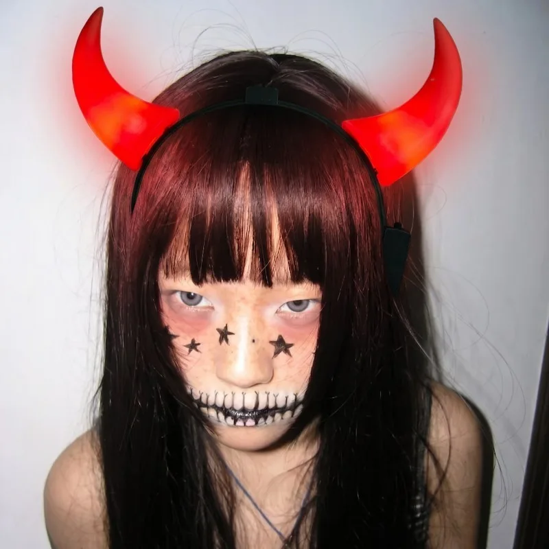 LED Devil Horns Headband Light Up Red Demon Hairband Halloween Cosplay Party Masquerade Prop Glowing Costume Accessory Gifts
