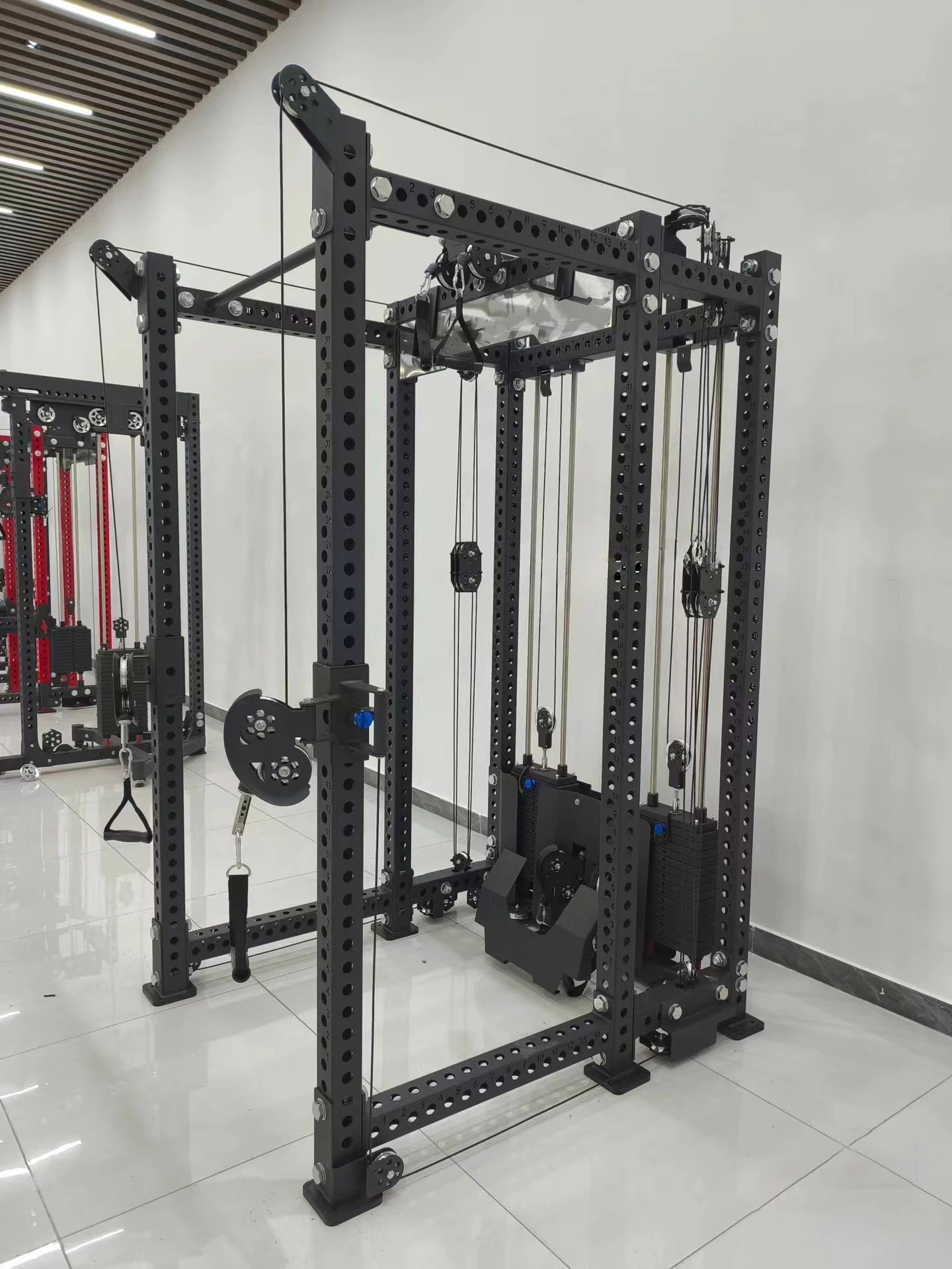 Pelatih Fungsional Gym Komersial Logo Kustom Rak Daya dan Lat Tarik ke bawah dan duduk Rak Daya 3 in 1 Baris Rendah untuk Gym