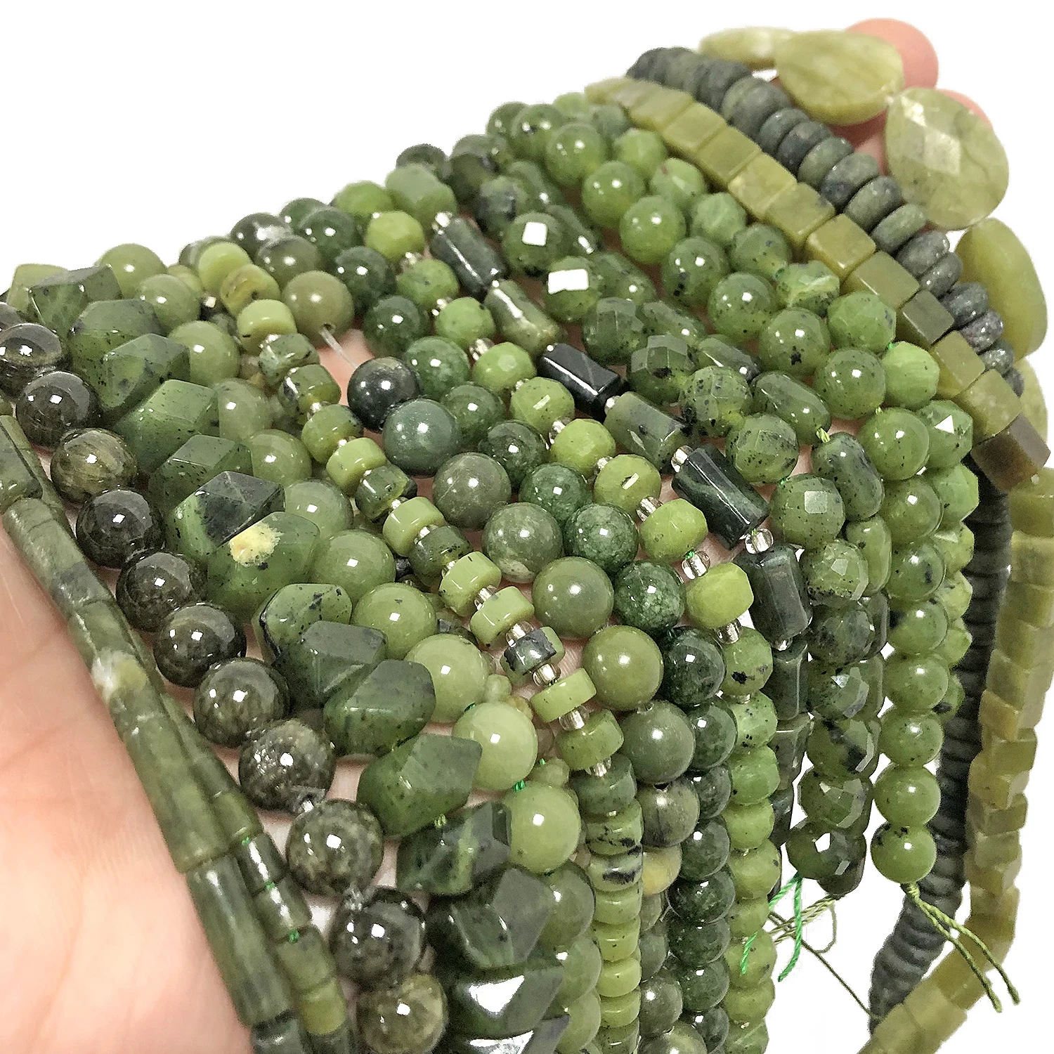 Natural Stones Green Canada Jade Beads Round Faceted Geometric Shape Loose Jewelry Beads for Making Bracelets DIY Accessories