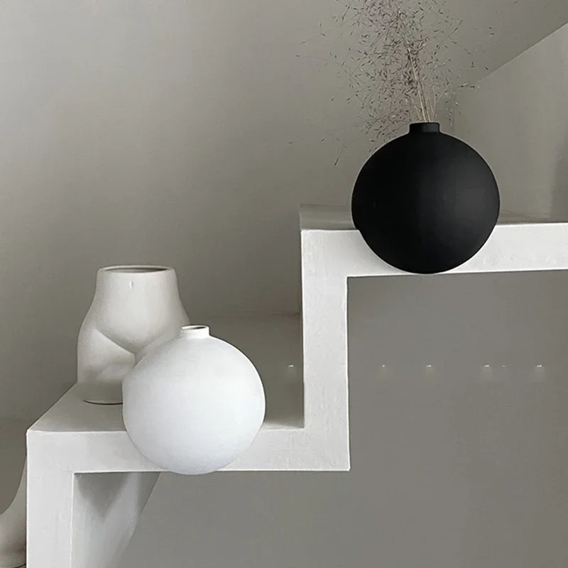 

Homemade Right-angle Spherical Vase Decoration Ceramic Shelf Partition Decoration Nordic Ins Niche Design Room Decor Jarrones