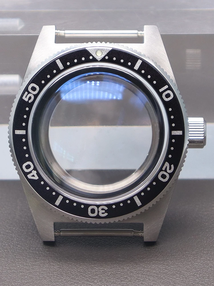 

40mm Men's Watch Cases Sapphire Glass Waterproof For Seiko NH35 NH36 NH38 4R36 Movement 28.5mm Dial Modified 62MAS Repair Parts