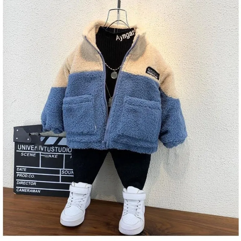 Cappotto caldo per bambini autunno e inverno nuovo ragazzo bambino giacca di lana di agnello vestiti peluche per bambini e cappotto di cotone spesso