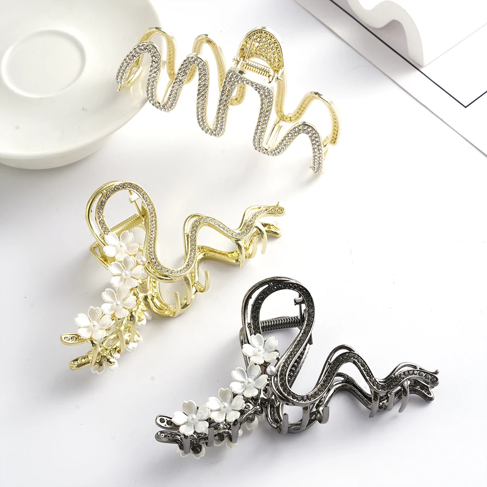 Fashion Geometric Metal Hair Claw Clips Flowers Women Vintage Hair Clamps Crab Headband Hairpin Girls Hair Accessories Headwear