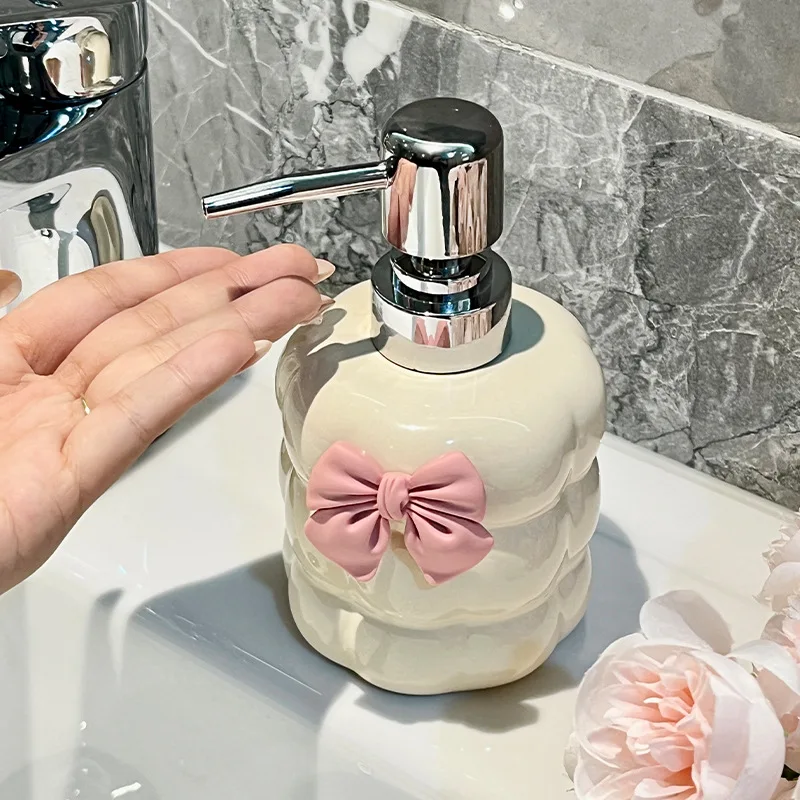 Bow Cotton Emulsion Bottle Luxury Ceramic Press Bottle Lotion Hand Sanitizer Bottled Hotel Bathroom Decoration Accessories