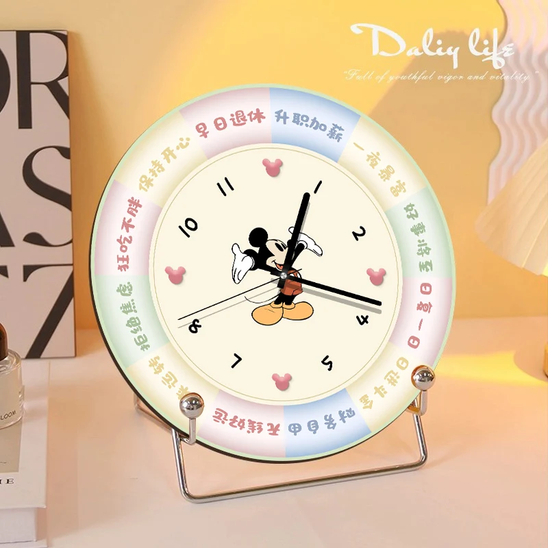 Disney Mickey Cartoon Orologio carino Creativo Kawaii Casa Camera da letto Desktop Orologio da tavolo Orologio da parete silenzioso Anime Regalo all'ingrosso