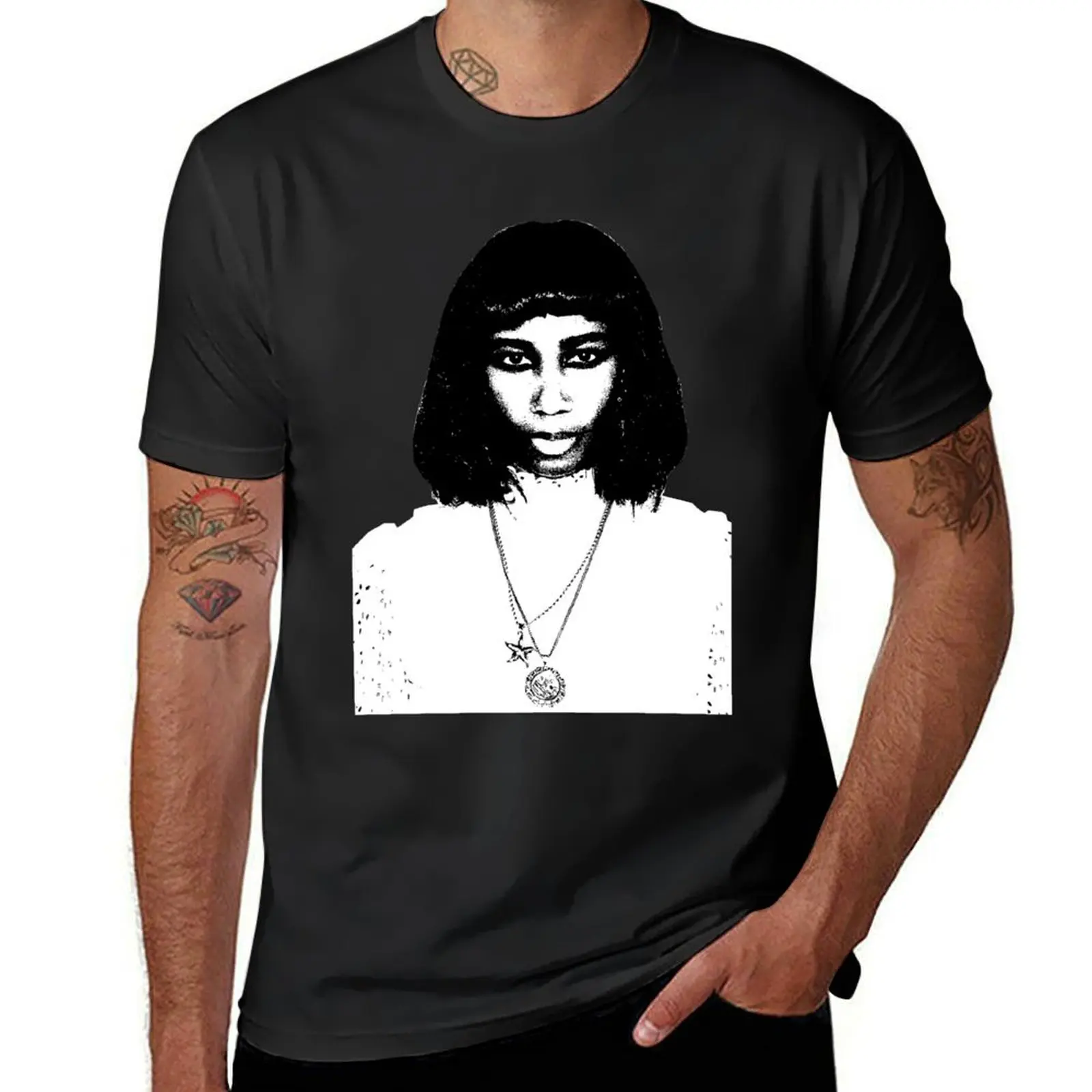 

Santigold T-Shirt vintage clothes sublime t shirts for men