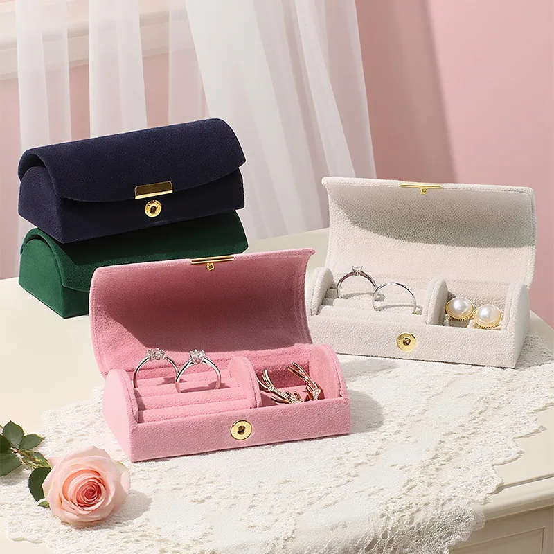 

High-Quality Velvet Portable Jewelry Storage Box Semi Circular Small Jewelry Packaging Box Ring Bracelet And Earring Storage Box