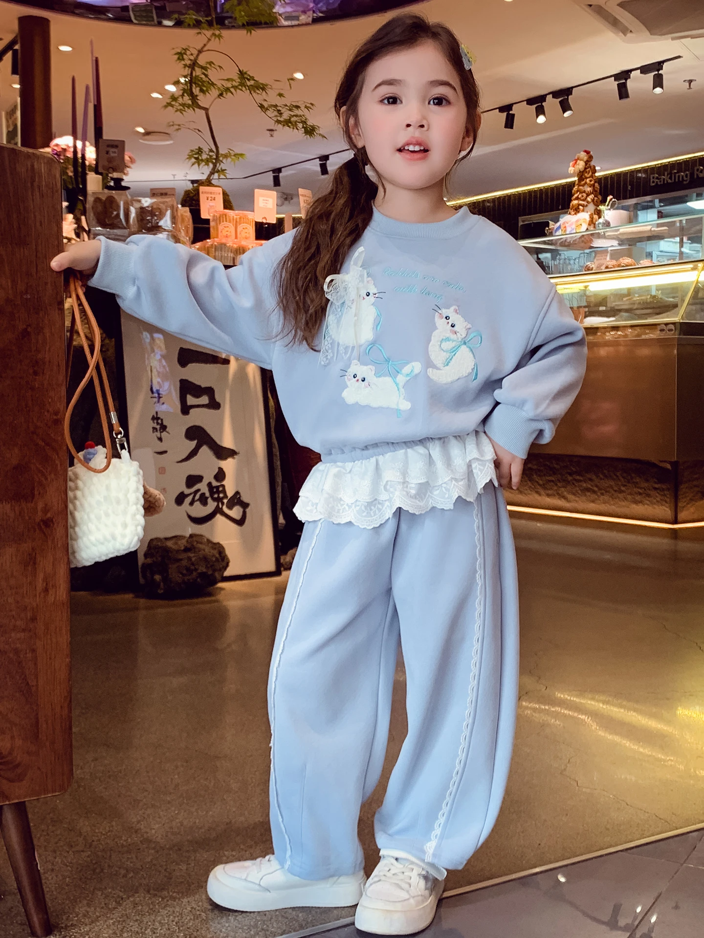 spring-collection-kids-outfit-casual-sporty-ballet-style-two-piece-set-for-girls-comfortable-sweatshirt-and-pants-ensemble