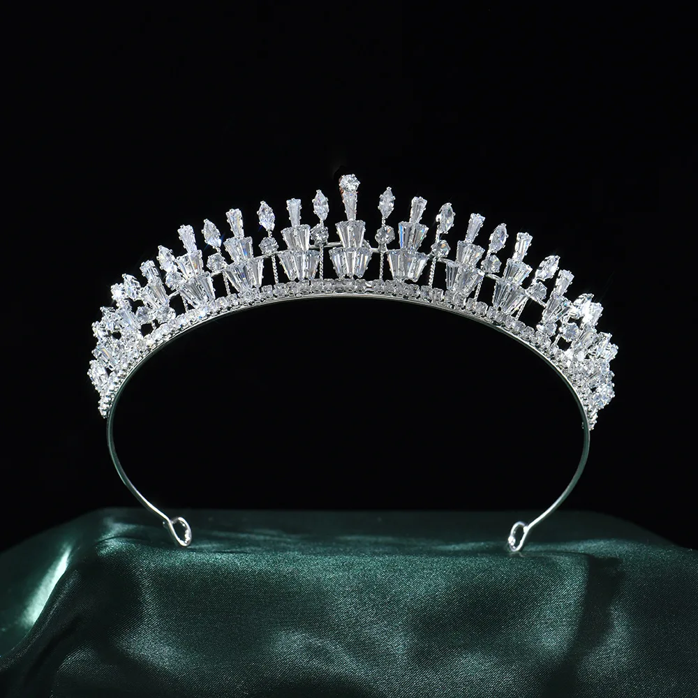 

Свадебная тиара Корона Свадебные украшения для волос Головной убор Циркон Кристалл Принцесса Королева Короны для женщин День Рождения Свадебная повязка на голову