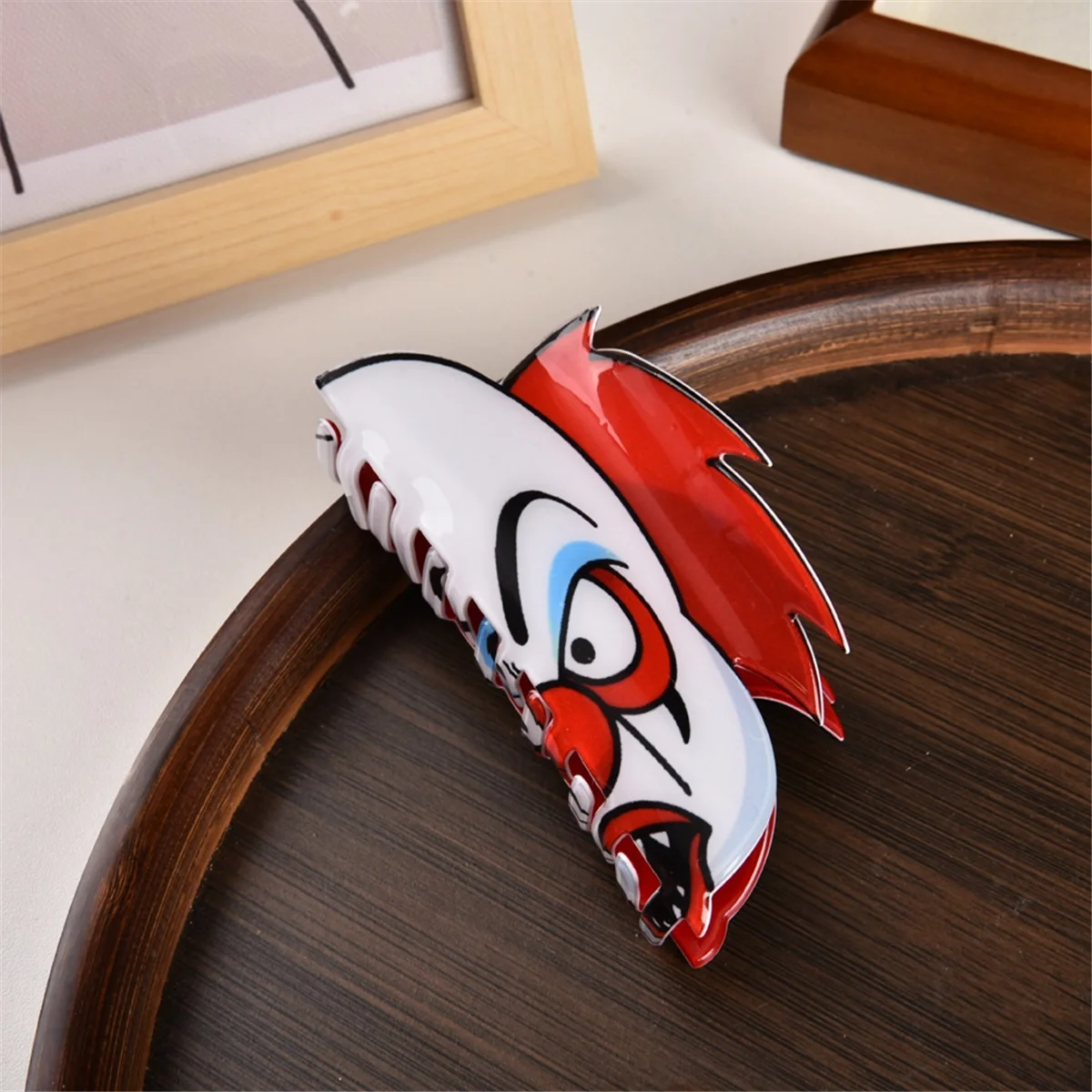 AT42 جديد فيلم الرعب بطل الرواية سلسلة الاكريليك مخلب كليب مقاطع الشعر حجم كبير مشبك شعر إكسسوارات الشعر للمرأة أ