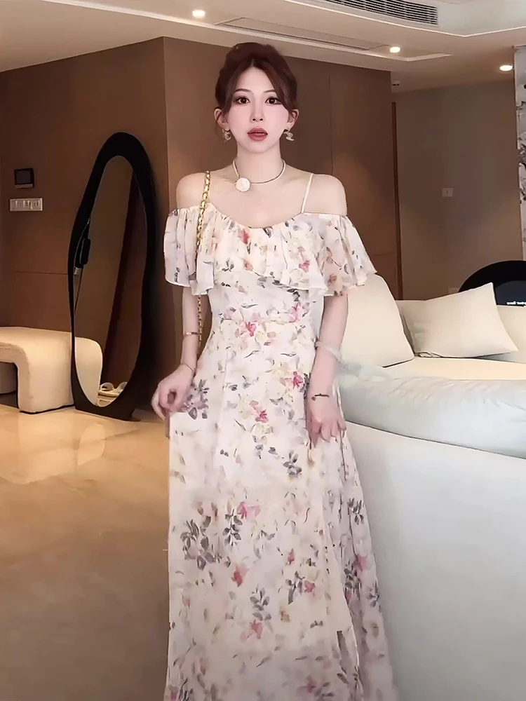 Letnia kolekcja 2025: Nowa, modna, czysta i urocza sukienka damska na wakacje, z koronkowym wykończeniem, paskiem, kwiatowym wzorem, codzienna, z włókna poliestrowego.