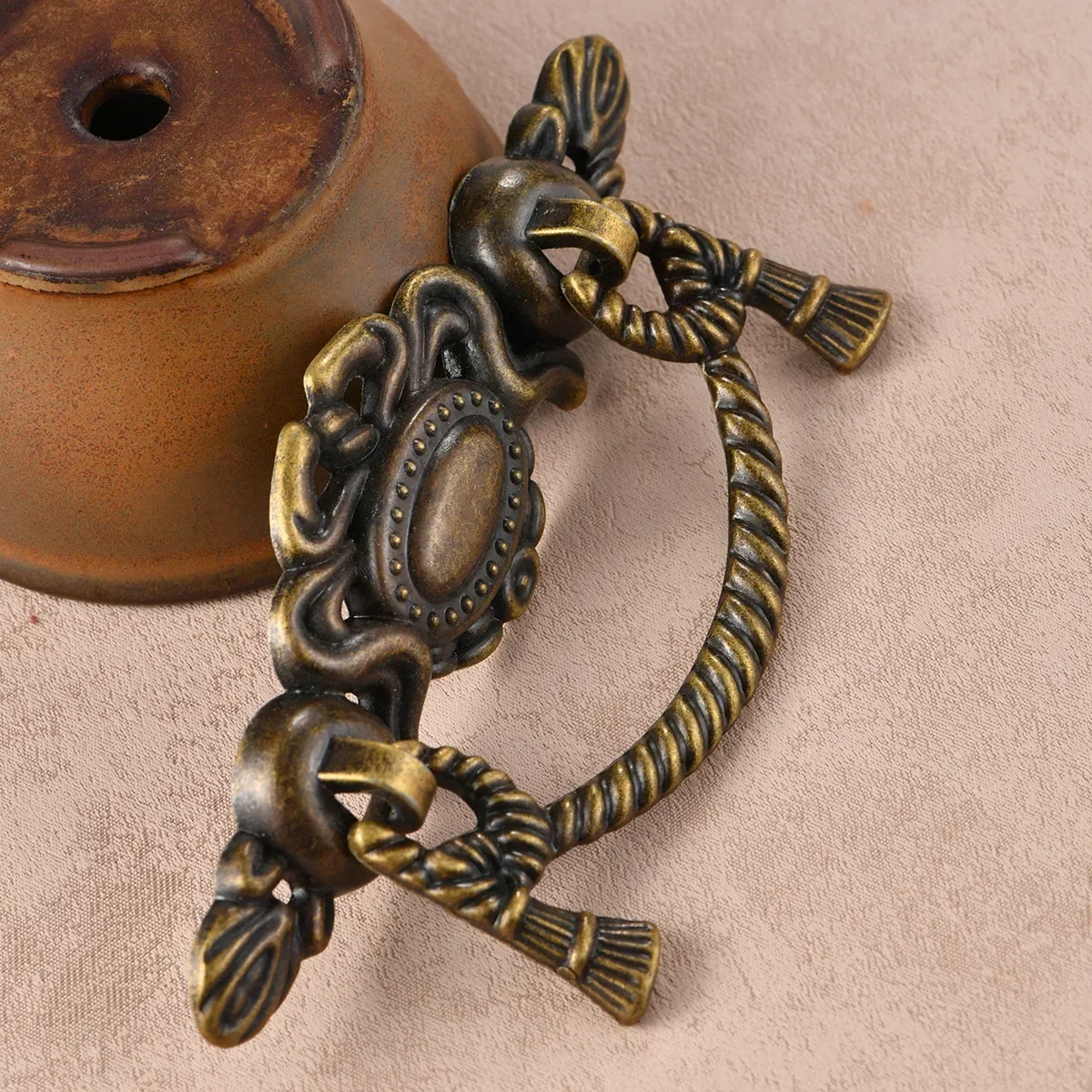 4pcs Antique alloy home handle vintage handle Drawer cabinet handle bronze hole distance 62mm Hardware accessories