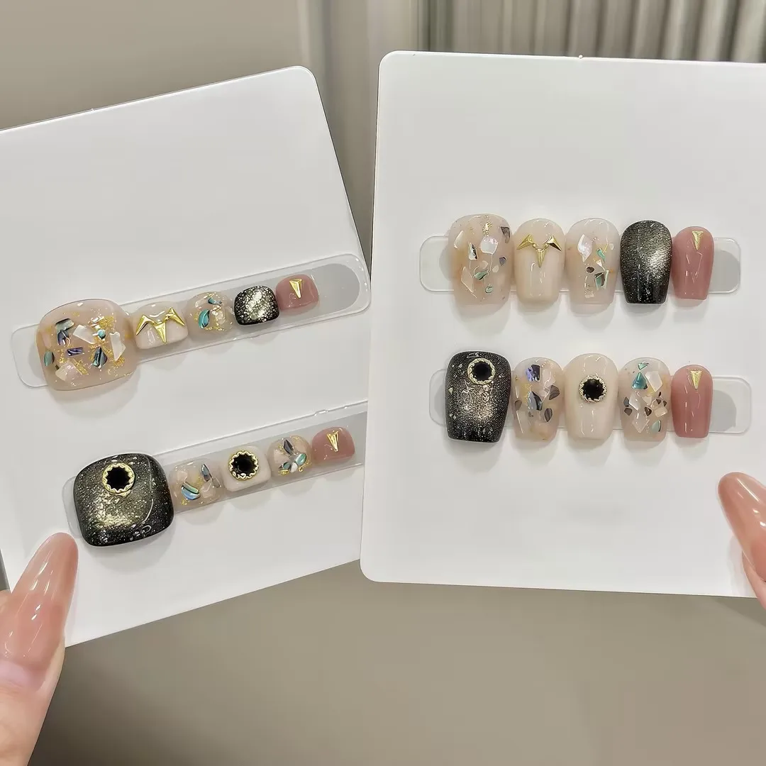 10pcs Handmade Fake Nails Hands and feet are the same Press On Nails  False Nails French Retro Fritillaria fragments Design