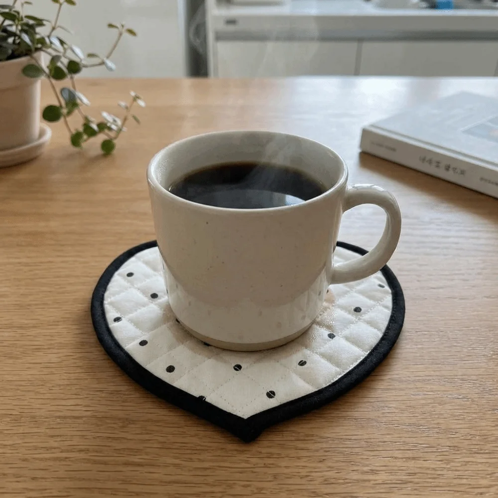 Decorative Mat Polka Dot Heart-shaped Bowl Pad Washable Romantic Quilted Mat Placemats Insulating Mat Home Decor