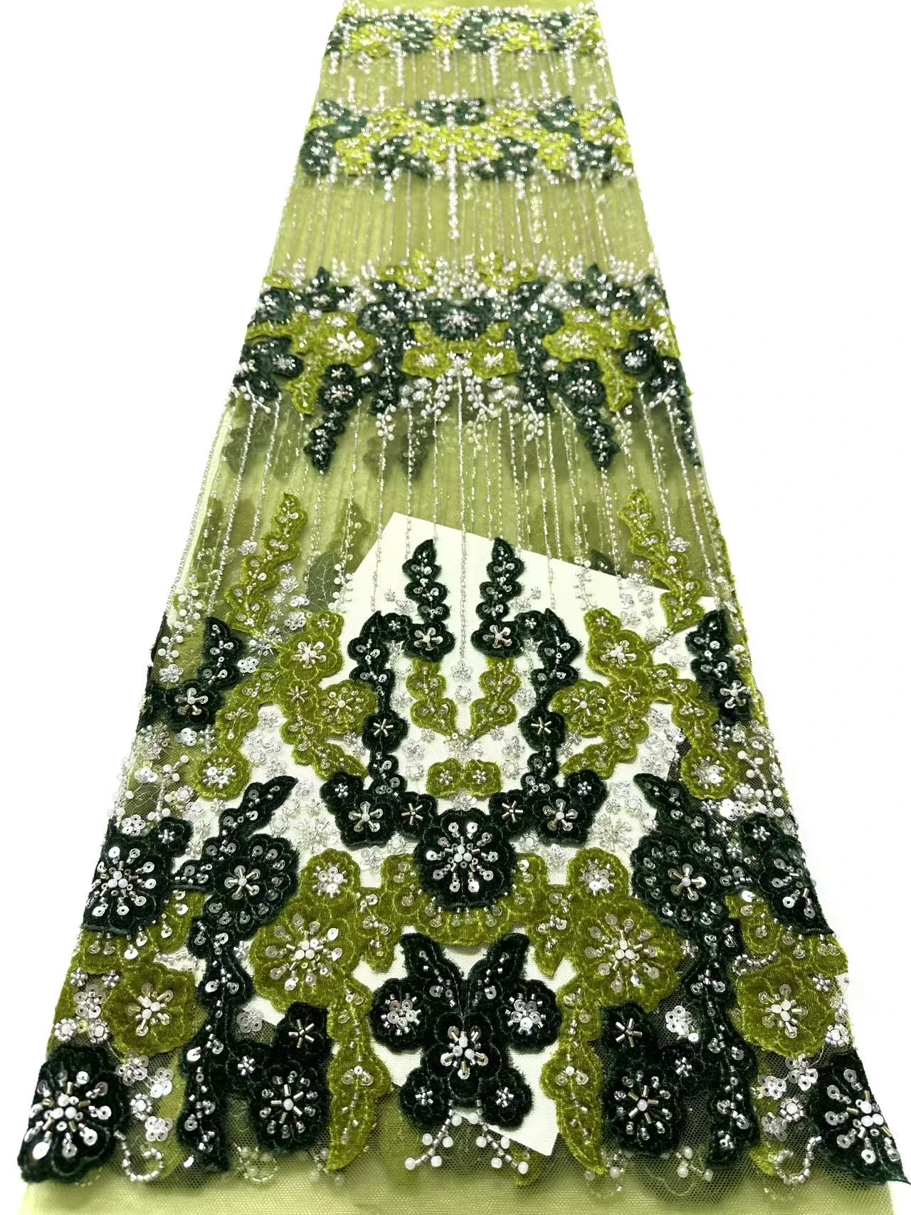 Nigerian Luxury Sequins Velvet Lace Fabric 2025 High Quality Beads African Lace Fabric for Women Wedding Party Dresses AH1674