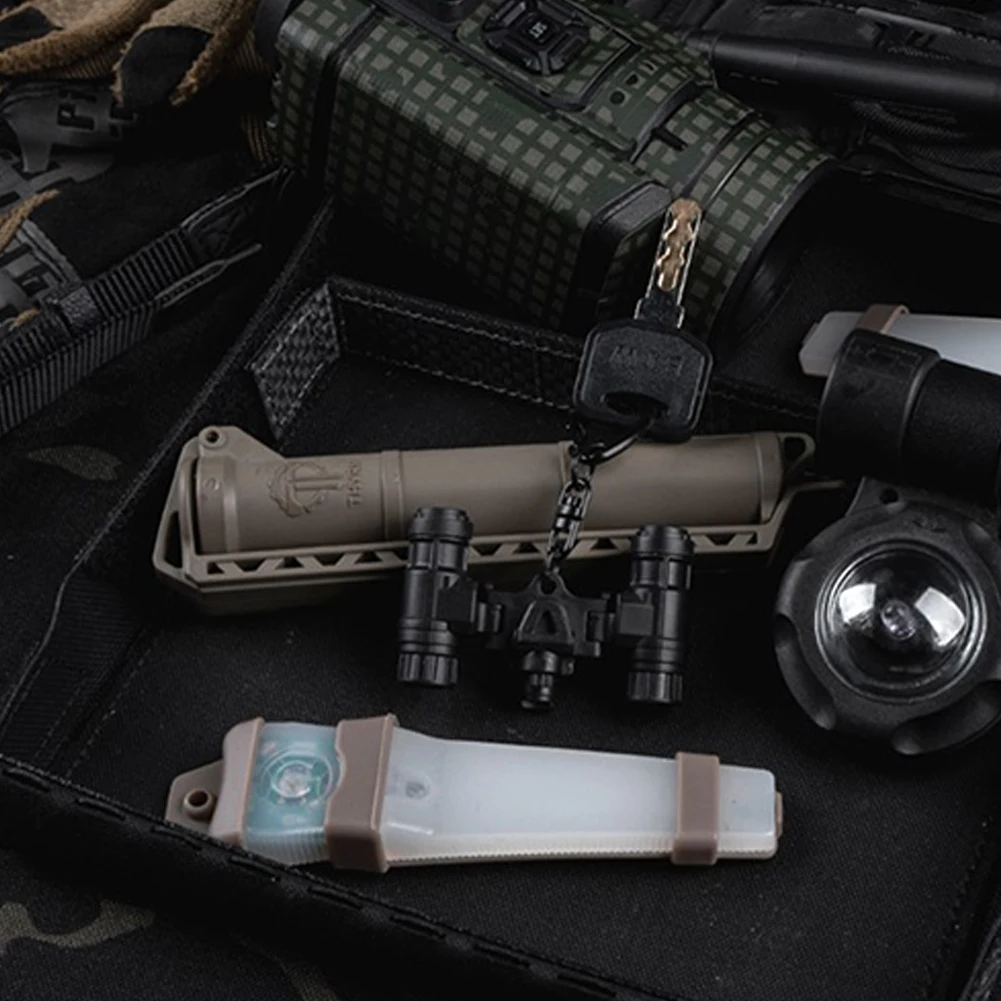 Night Vision Keychain Dummy Model Adjustable Angle Backpack Key Ring Mini Realistic Model Night Vision Device Keychain