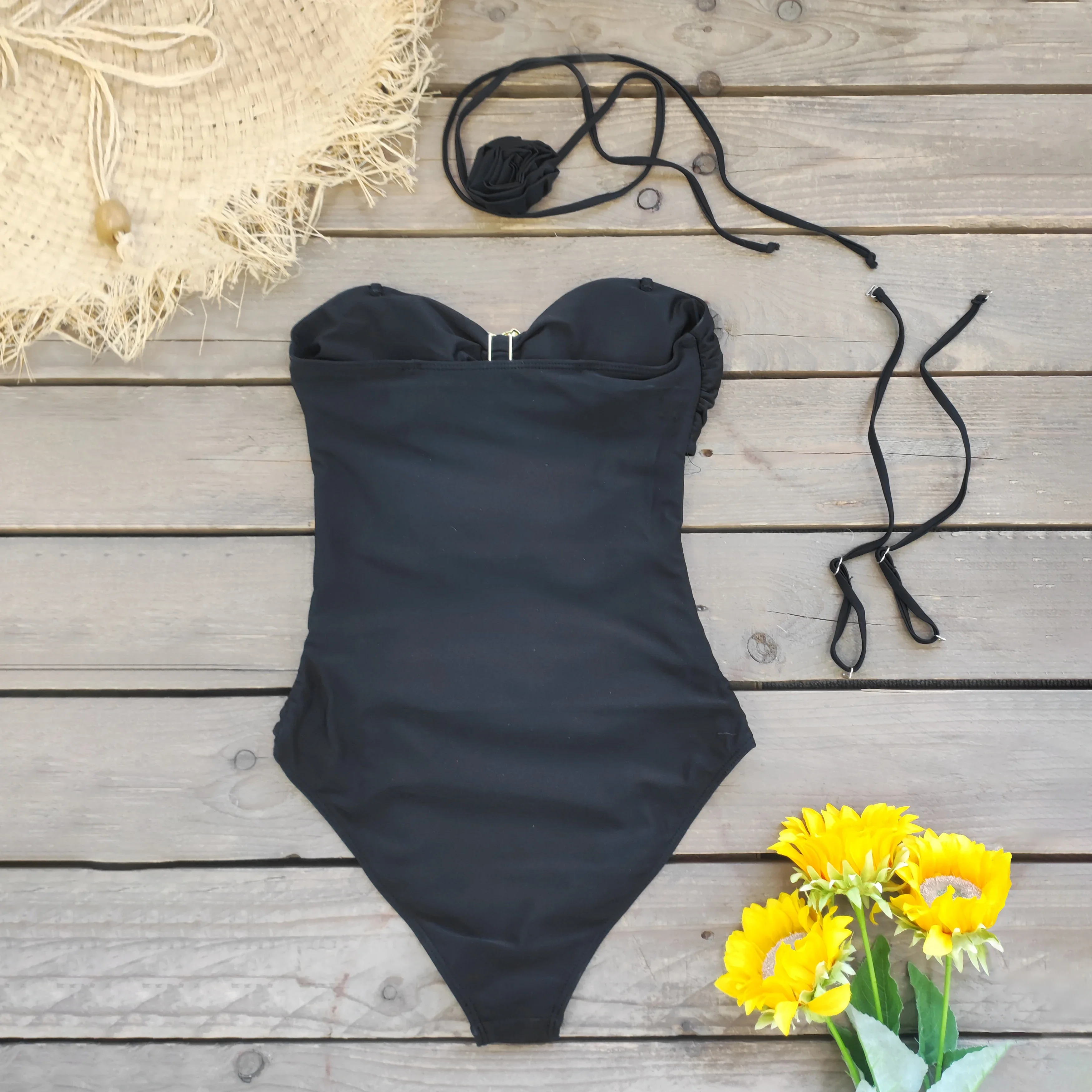 2025 Trend Flower Cut Out Women One Piece Swimsuit Fashion Sexy Off Shoulder Lady Swimwear Mujer Monikini Female Beachwear