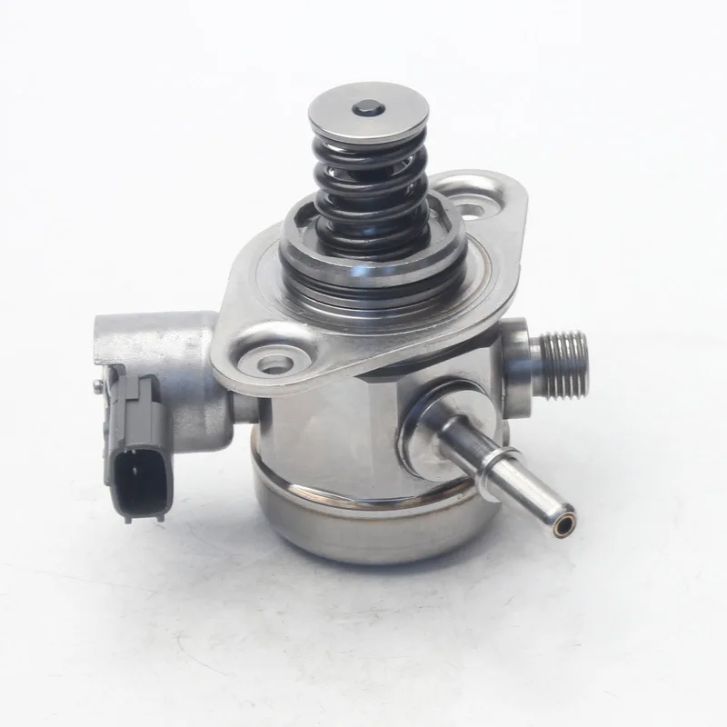 Bomba de aceite de alta presión para piezas automotrices 0261520265 166304BD0A 166301KC0C 16630-1KC0A