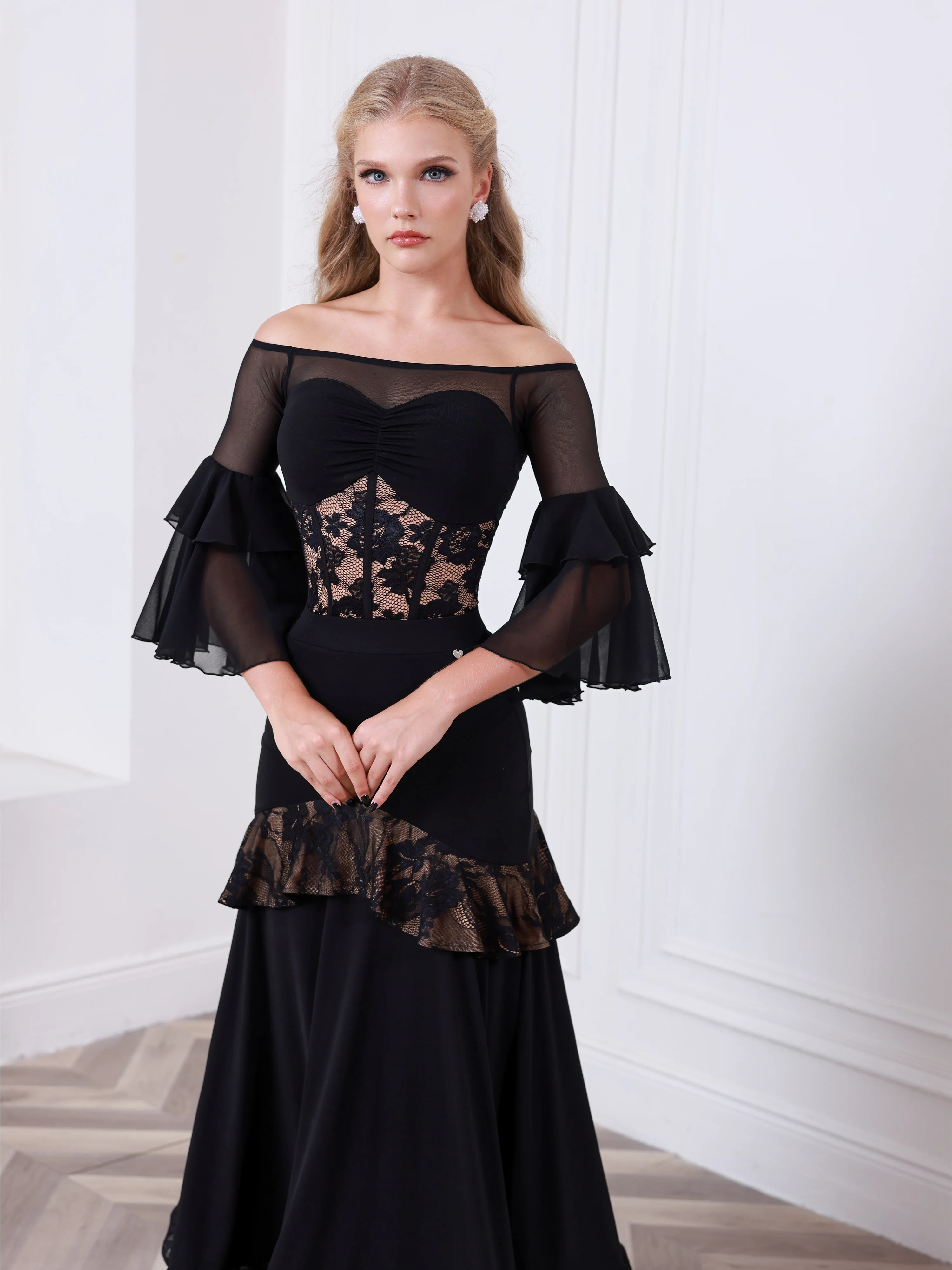 Sukienka do tańca latynoamerykańskiego dla kobiet z odkrytymi ramionami, suknia balowa do eleganckiego walca i treningów modernu.