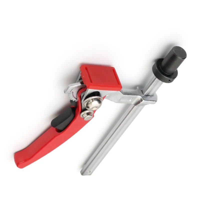 

Quick ratchet bench dog clip