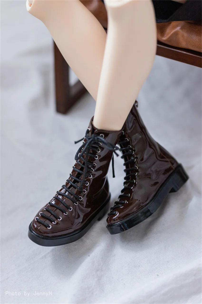 BJD/SD รองเท้า 1/3 ของเล่นเด็กหนา soled หล่อเคลือบเงาหนังสแควร์ Toe ข้อเท้าสูงรองเท้าของขวัญสีน้ําตาลสีดําตุ๊กตาอุปกรณ์เสริม