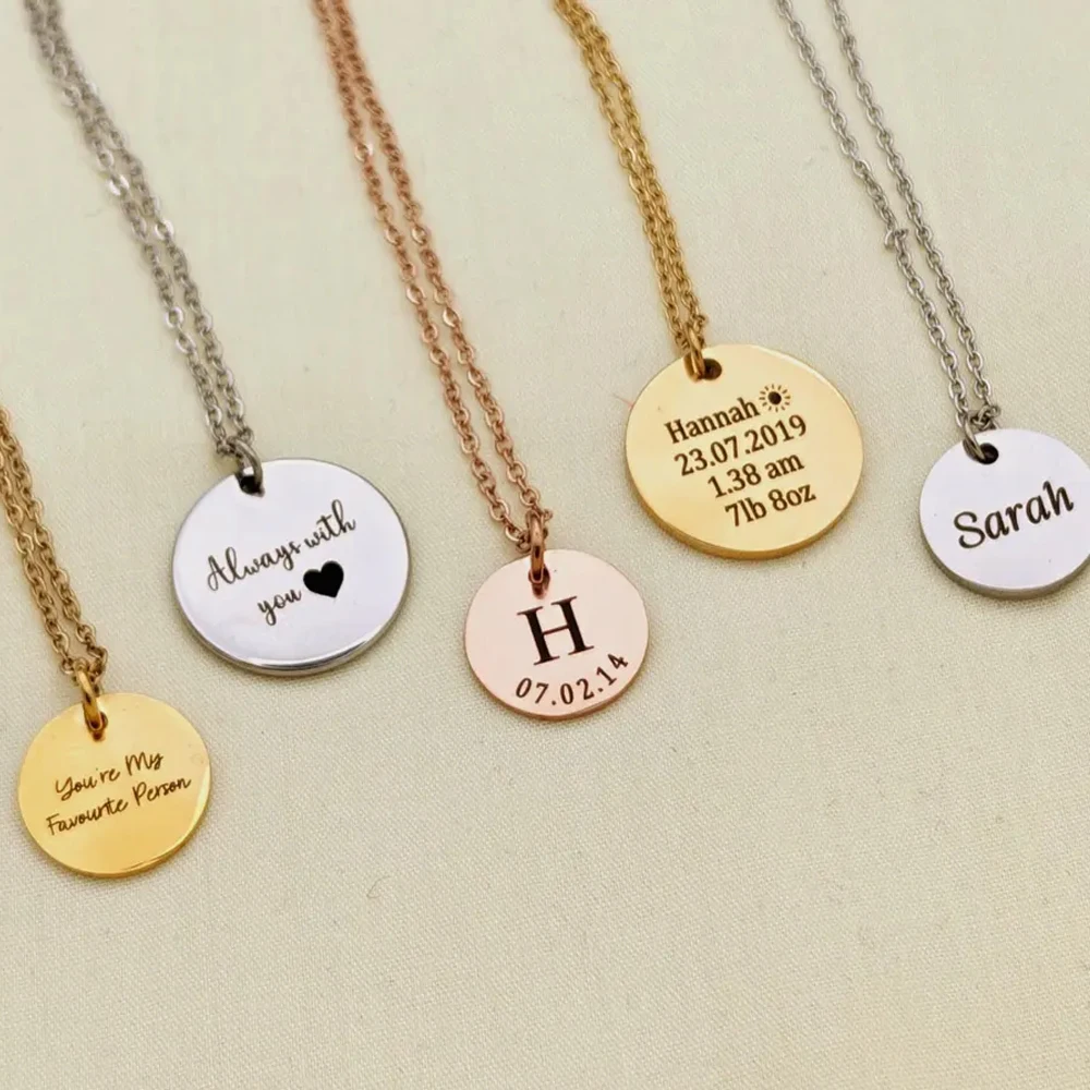 Cooltime individuelle runde Anhänger-Halskette aus Edelstahl für Frauen, personalisierte Buchstaben, besondere Symbole, Halskette, Geburtstagsgeschenk – Detail 10