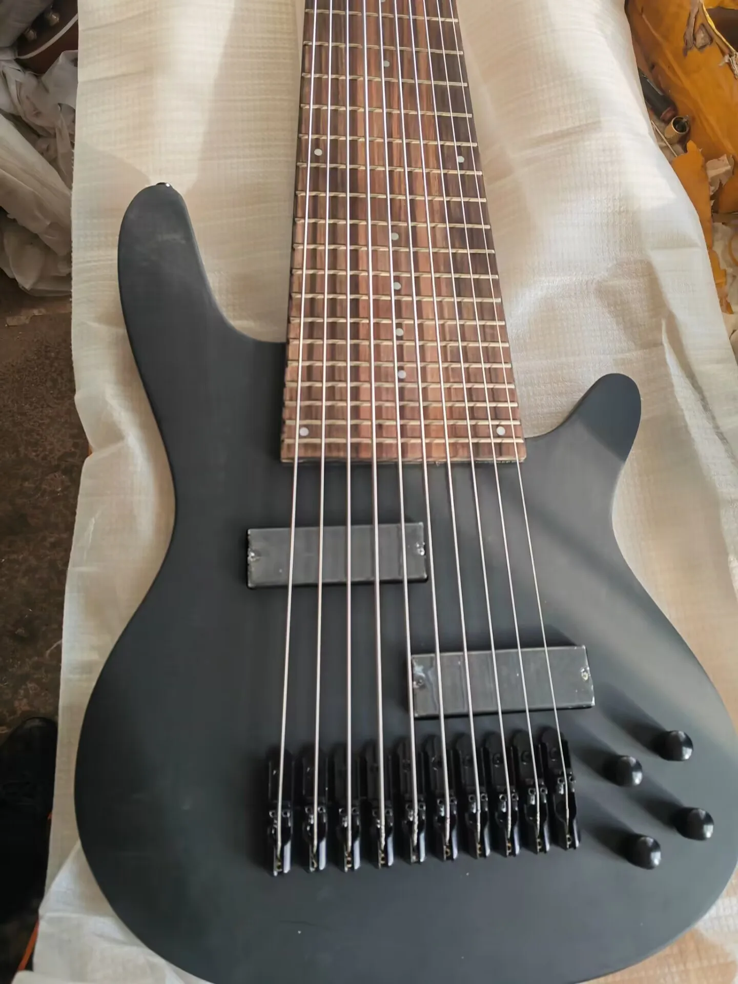 High Quality Ten-string bass Maple Fretboard 24 frest Tremolo Vibrato Bridge