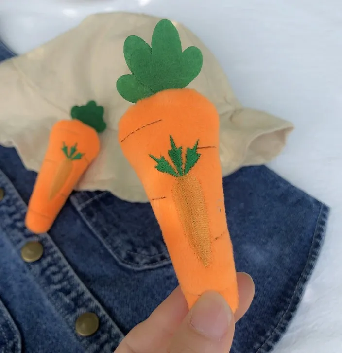 

10CM Cute Cartoon Little Carrot DOLL Plush Stuffed Vegetables Toy Pendant ToyDoll Wedding Bouquet Gift Toy Doll