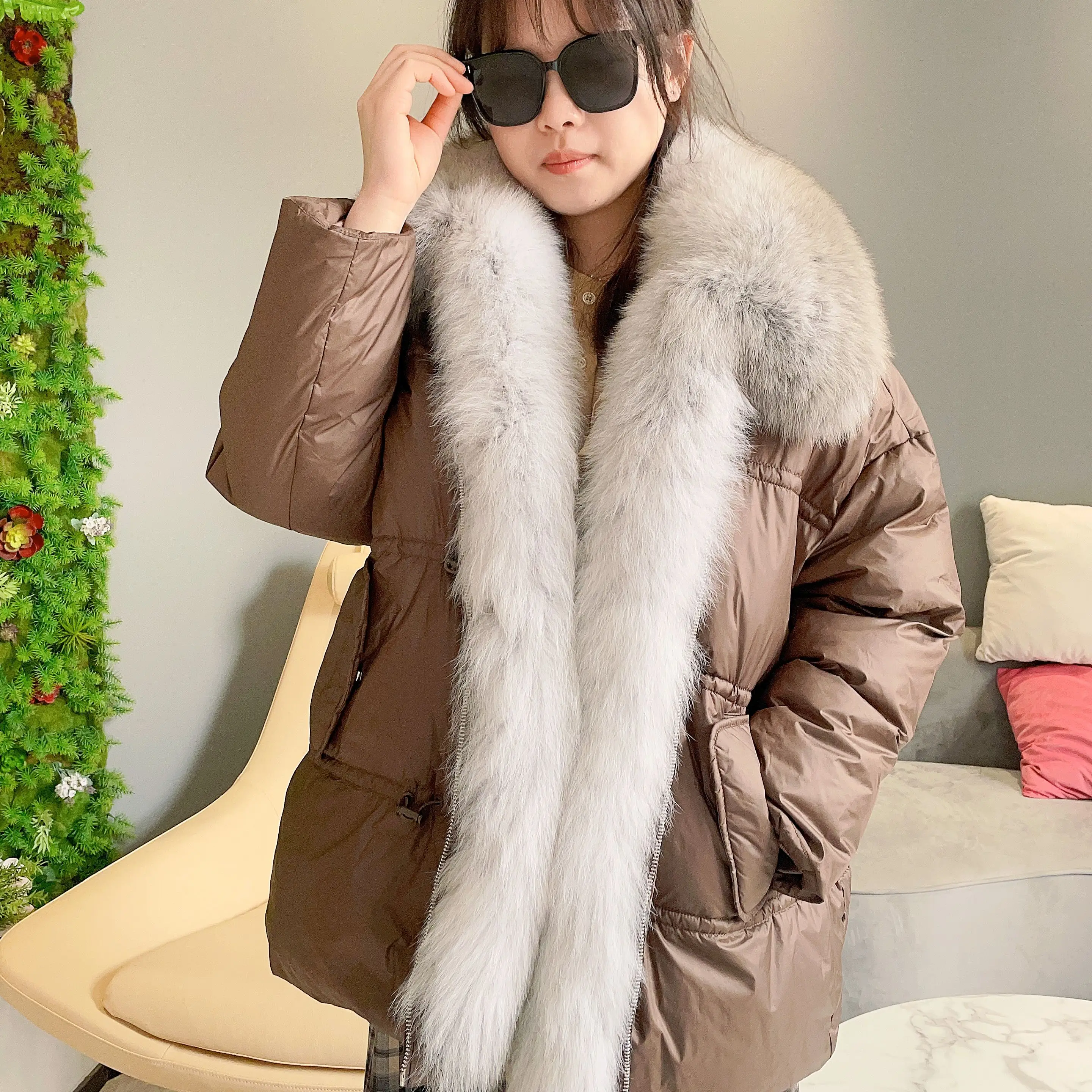 2023New Winter Down Jacket Women\'s Goose Down Mid-length Thickened Waist Closed Fur Collar