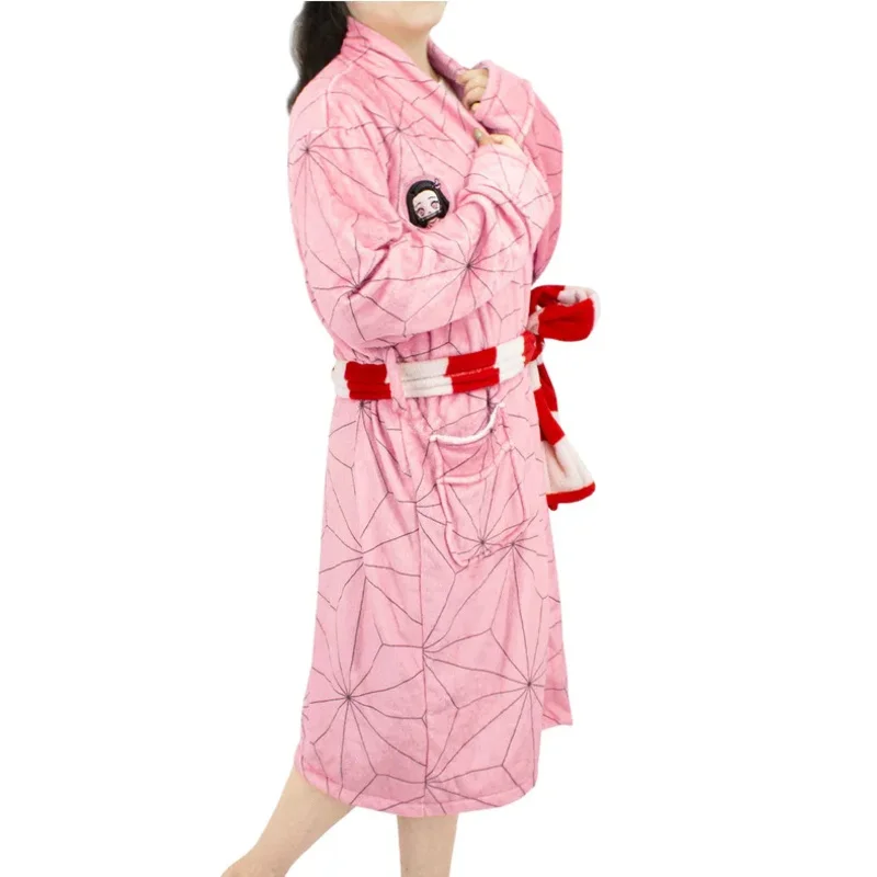 อะนิเมะ Kamado Nezuko คอสเพลย์ชุดนอนคุณภาพสูงชุดนอน Nightgown ชุดนอนที่อบอุ่น