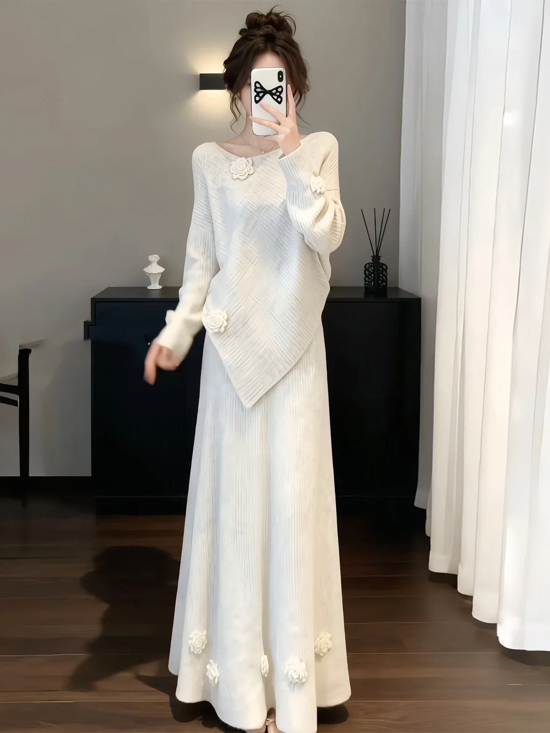 

Soft Wind Elegant 3D Flower Asymmetrical Slim Fit Knitted Sweater Skirt Set Women's Fashion Autumn Winter New Arrival