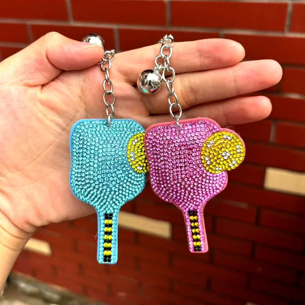 

Fashion Rhinestone Sparkle Pickleball Keychain Pickleball Accessories Decoration Jewelry Keyring For Sporter Pickle Ball Lover