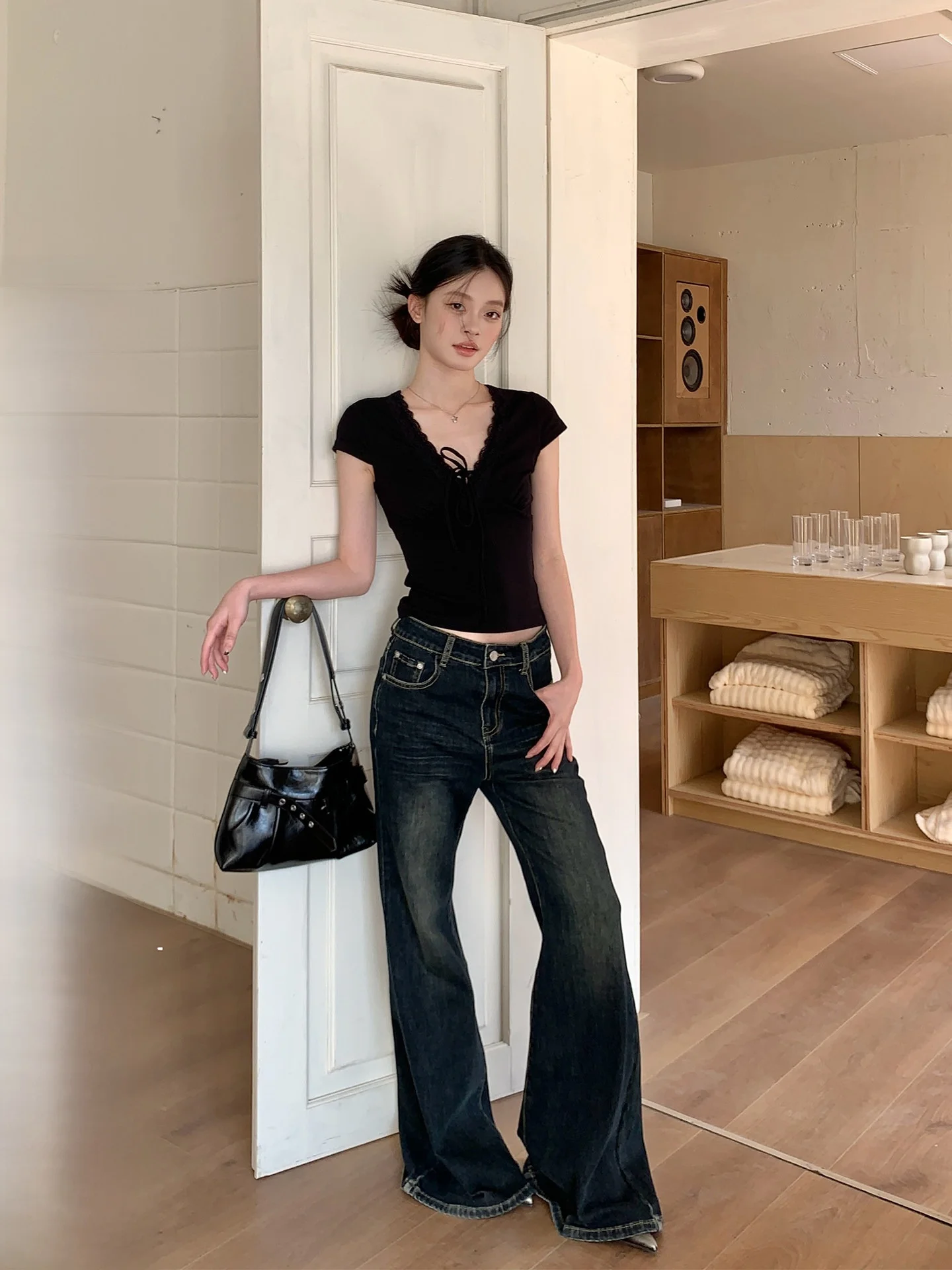 

Женские джинсы с высокой талией и расклешенными штанинами, повседневные, эластичные, синие, из денима, весенняя новинка, в стиле ретро Song Zhengen, широкие брюки с высокой талией