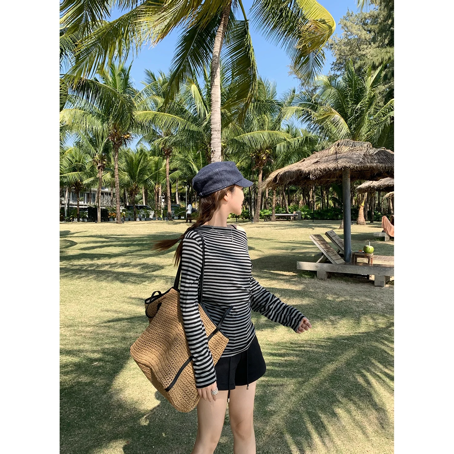 

Y Studio Women's Casual Striped T-irt Lazy Loose oulder One-oulder Top Spring 2025 Faion Casual Wear