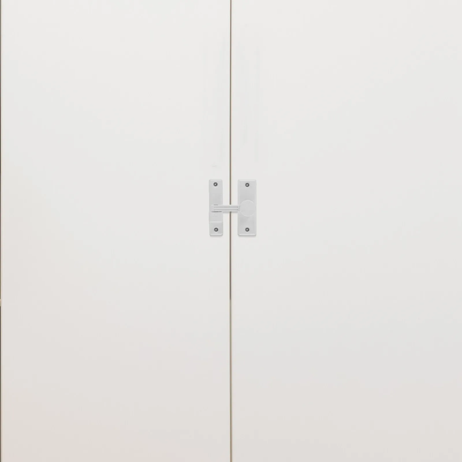 Sliding Barn Door Lock Zinc Alloy Heavy Duty Latch Security Gate Hardware 90 Degree 180 Degree Flipping Door Latch for Bathroom