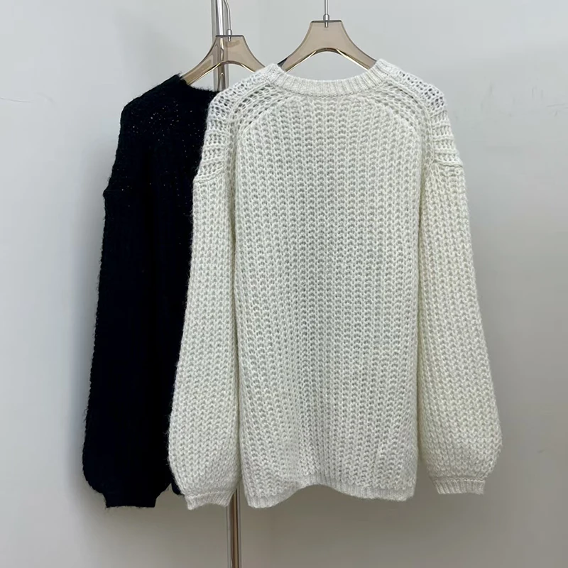 レディース透かし彫りオーバーサイズ長袖ニットトップ スタイリッシュで多用途なクルーネックプルオーバー 高品質トップス 秋シーズン 新作