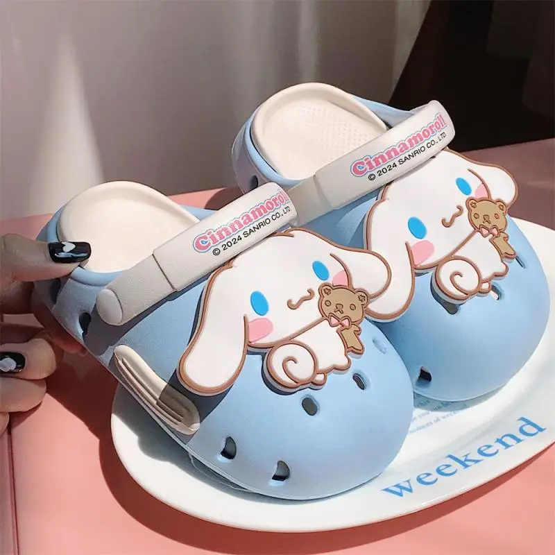 

Летняя садовая обувь Sanrio для девочек, детская пляжная обувь Kawaii «Hello Kitty», тапочки Kuromi с героями мультфильмов, сандалии My Melody Cinnamoroll, новинка