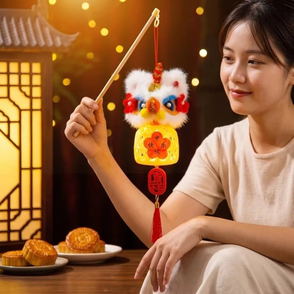Lion Dance Theme Mid Autumn Light Lantern Ancient Style LED Light Handheld Festival Lantern Wood DIY Festival Lantern 2